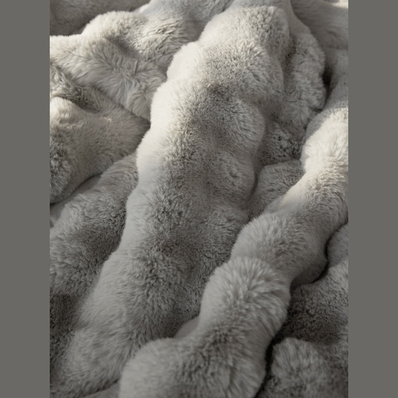 Cozy Earth Bubble Cuddle Blanket