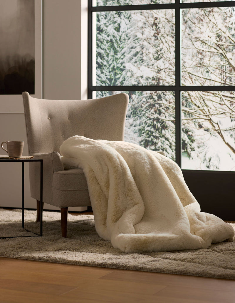 Cozy Earth Classic Cuddle Blanket