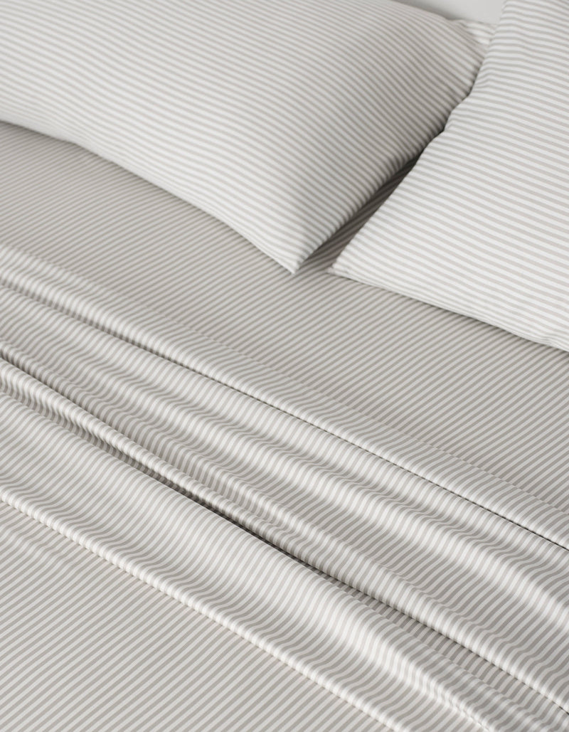 Cozy Earth Bamboo Bedding Deluxe Bundle - Down Alternative