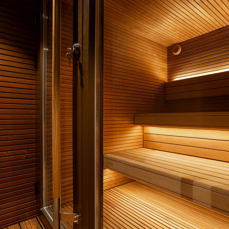 Auroom Arti 4-5 Person Outdoor Traditional Sauna