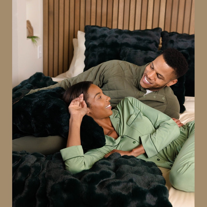 Cozy Earth Bubble Cuddle Blanket