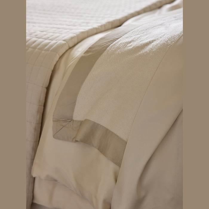 Cozy Earth Bamboo Blanket