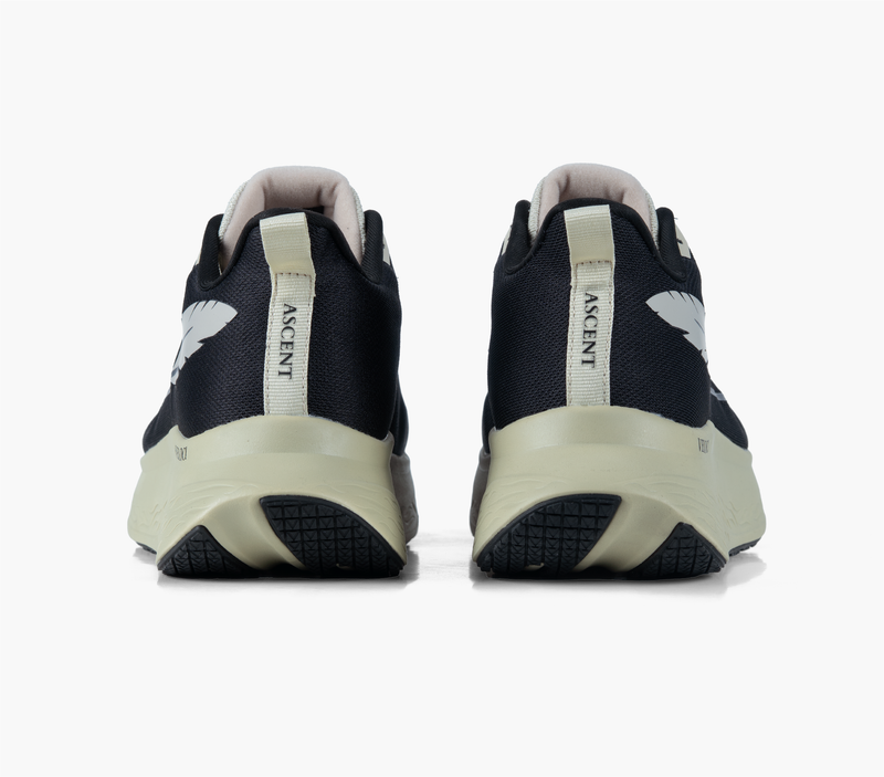 Veloci Women's Ascent Running Shoe - Black and Cream
