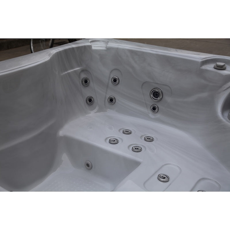 Luxury Spas Solace 3-Person Plug N Play Hot Tub