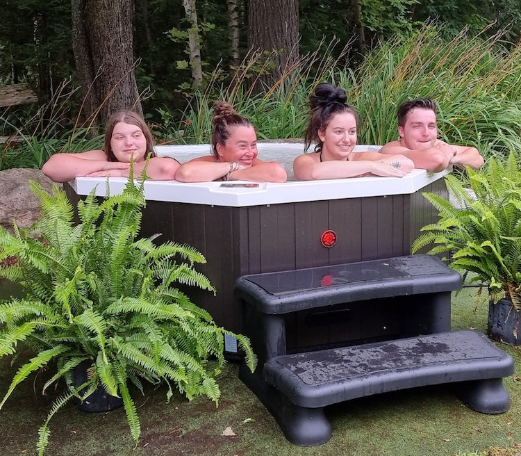 Canadian Spa Muskoka 2-5 Person Luxury Hot Tub