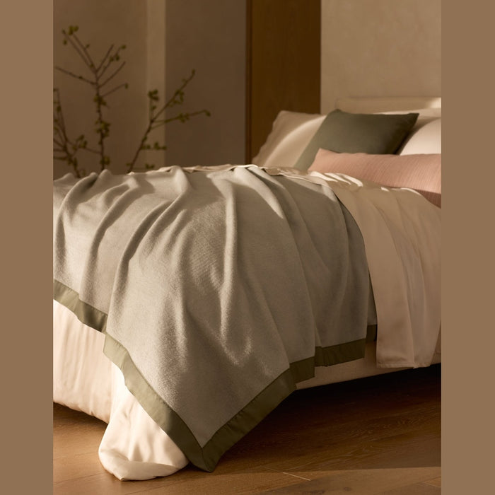 Cozy Earth Bamboo Blanket