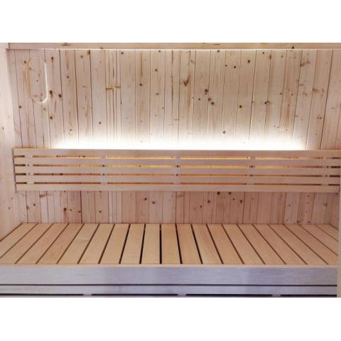 SaunaLife 4-6-Person X7 Traditional Indoor Sauna