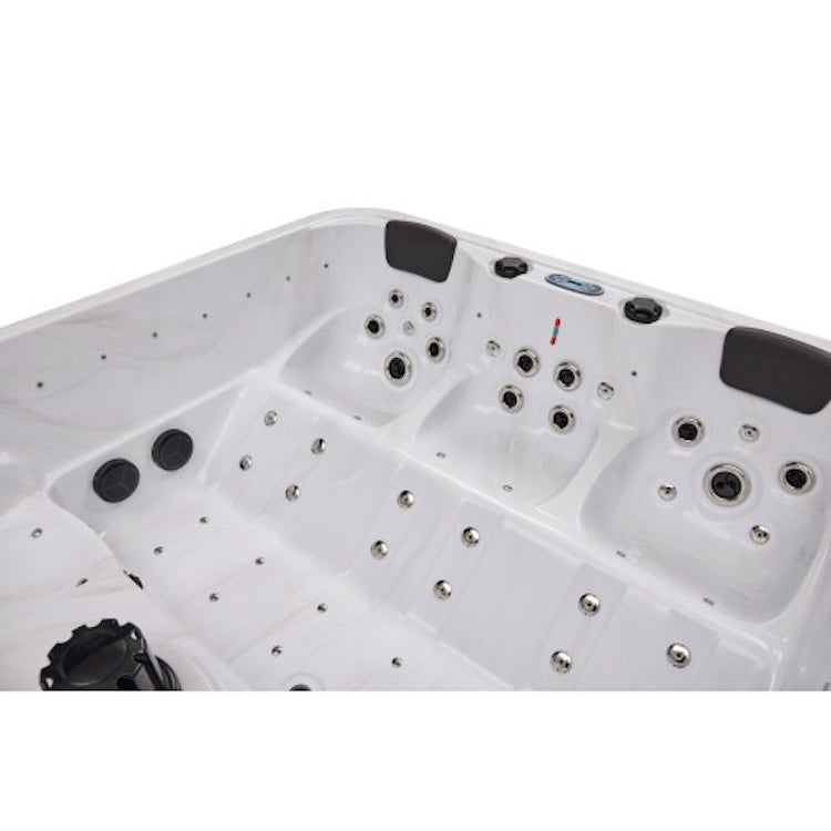 Luxury Spas Social 5-Person Hot Tub