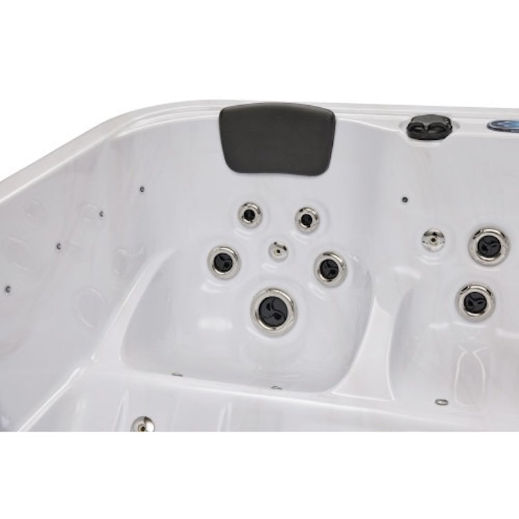 Luxury Spas Social 5-Person Hot Tub