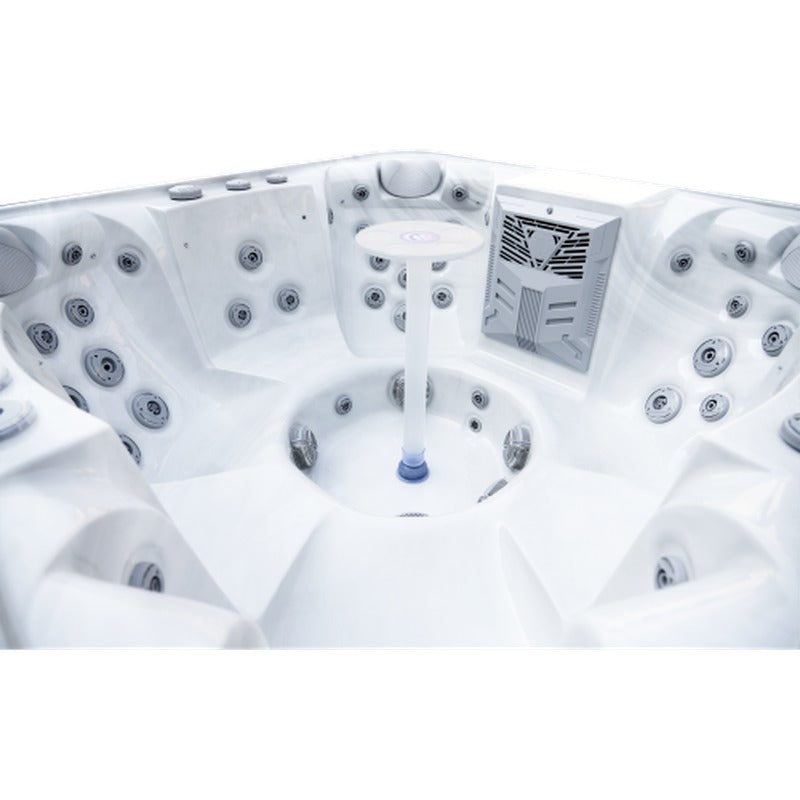 Luxury Spas Denali 7-Person Hot Tub