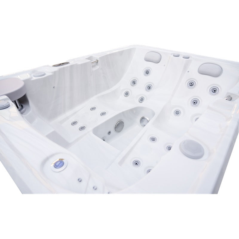 Luxury Spas Largo 3 Person Plug and Play Hot Tub