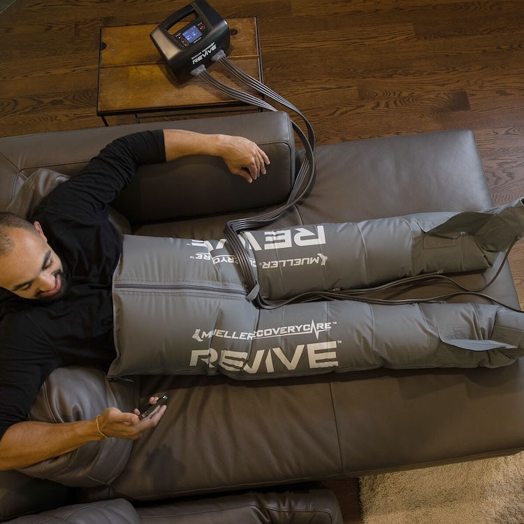 Mueller REVIVE™ Compression Pants