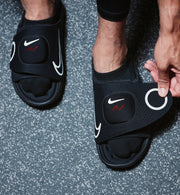 The Hyperslide Pod on the black slide strap