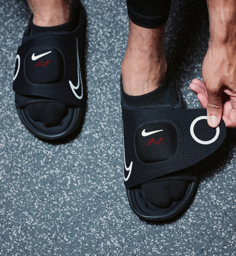 The Hyperslide Pod on the black slide strap