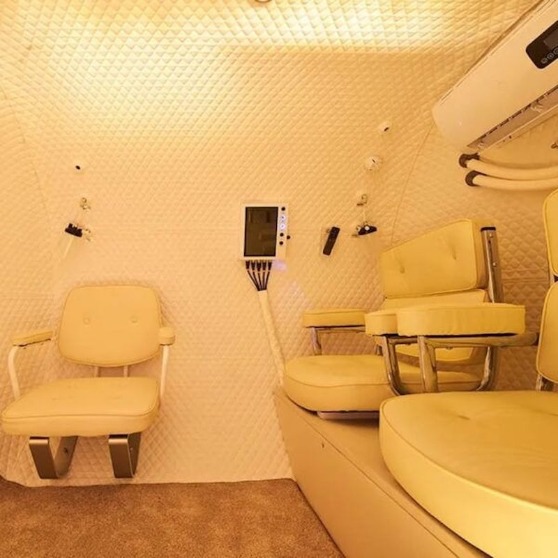 Oxycell OxyPro Ultra 6500 Hyperbaric Chamber