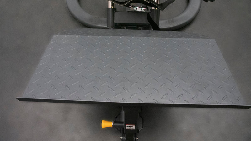 BodyKore CF8131 Glute Press