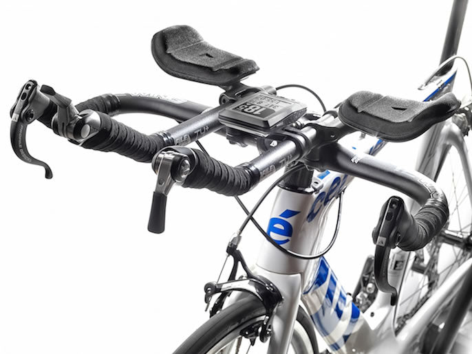 Wahoo ELEMNT Aerobar/TT Mount, ELEMNT on the aero bars of a road or tri bike