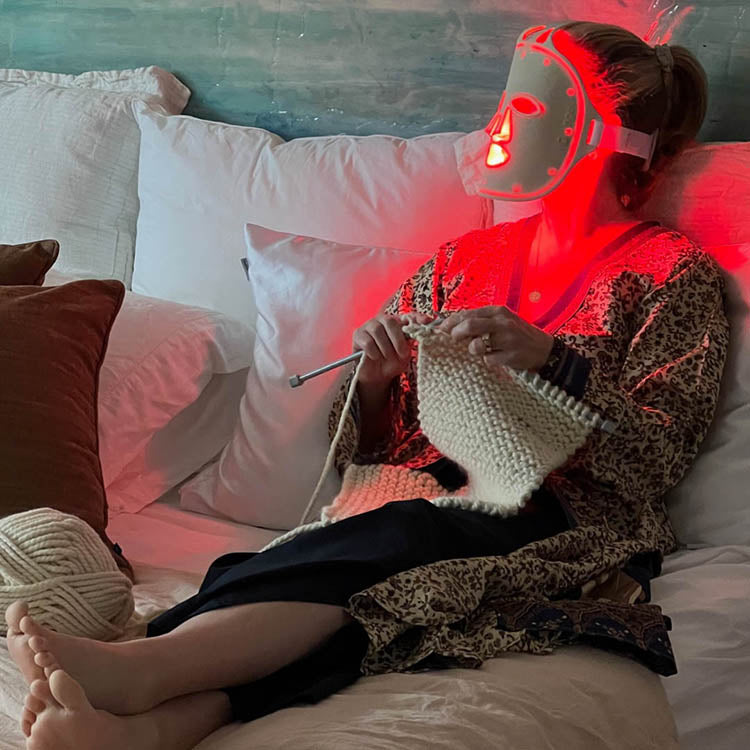 Fringe Red Light Therapy Face Mask