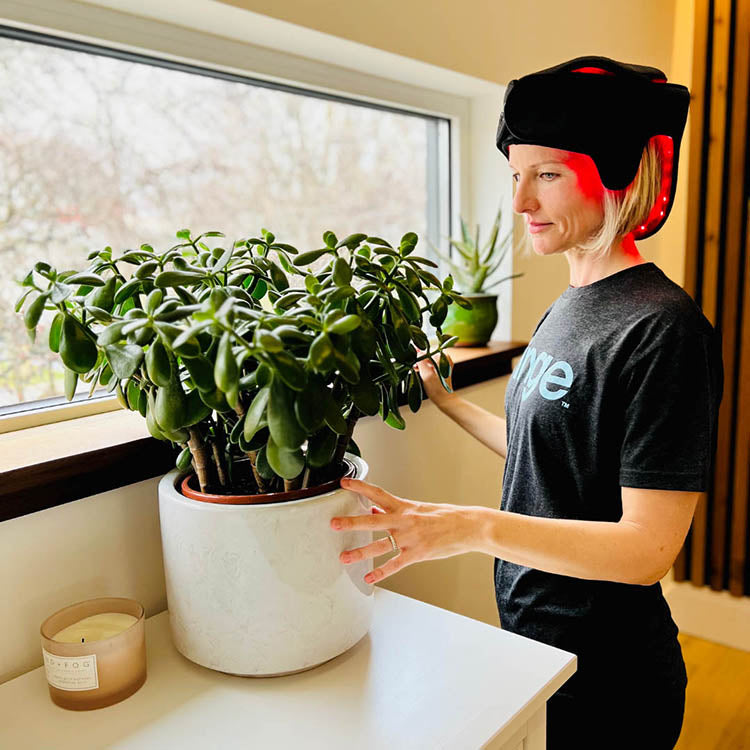 Fringe Red Light Therapy Head Wrap