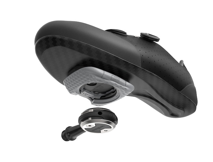 Wahoo SPEEDPLAY Easy Cleats, black cleat clipped under a pedal