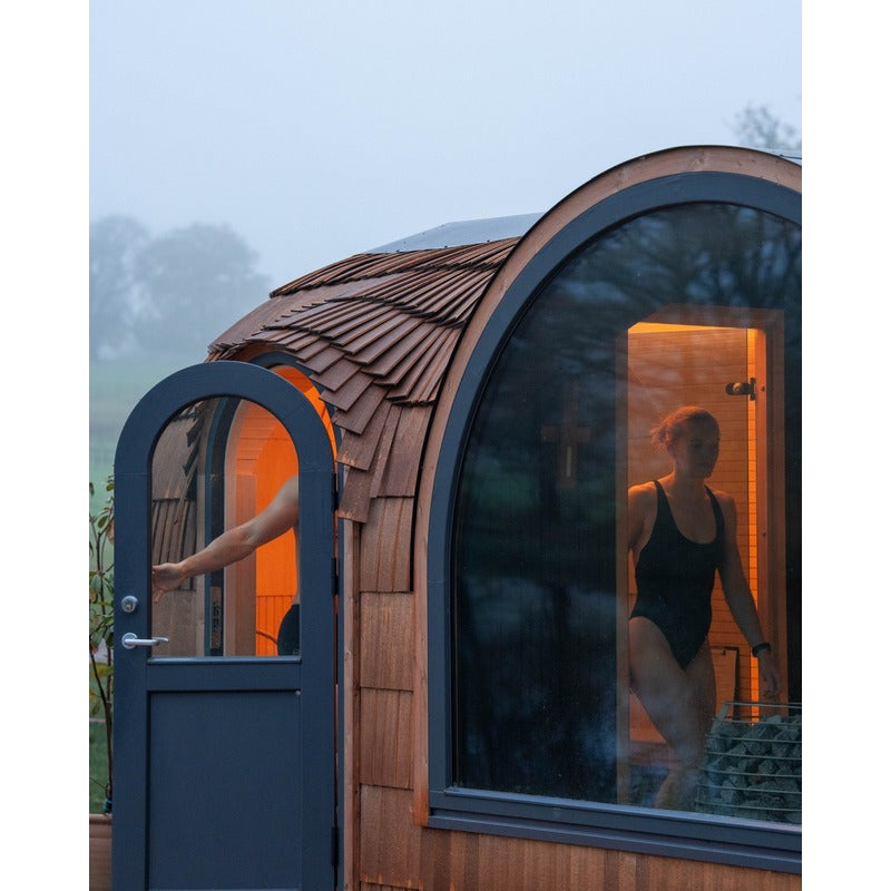 Iglucraft 6-Person Panoramic Iglusauna