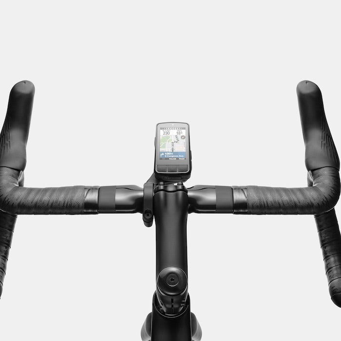 Wahoo ELEMNT BOLT 3, unit on the mount from the rider's seat over the drop bars