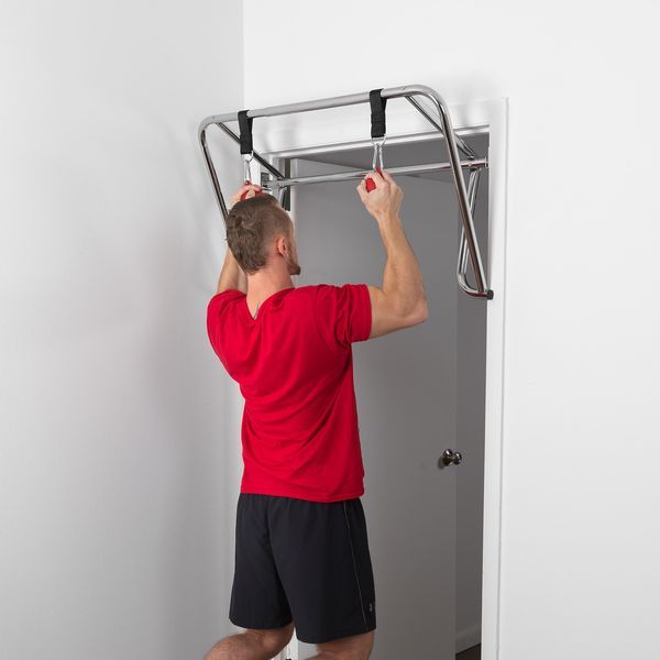 Body-Solid Tools Doorway Chinning Bar Exercise 2