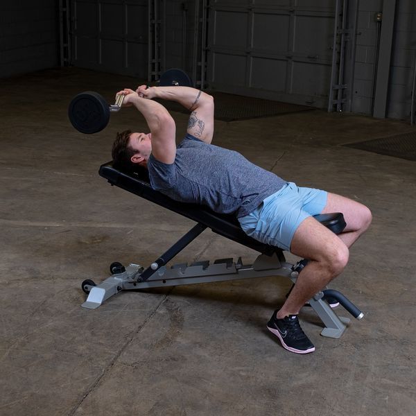 Body-Solid Tools Fixed Weight Ez-Curl Barbells Exercise 2
