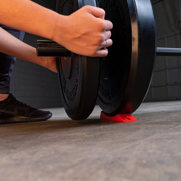 Body-Solid Tools Plate Wedge Setting Up
