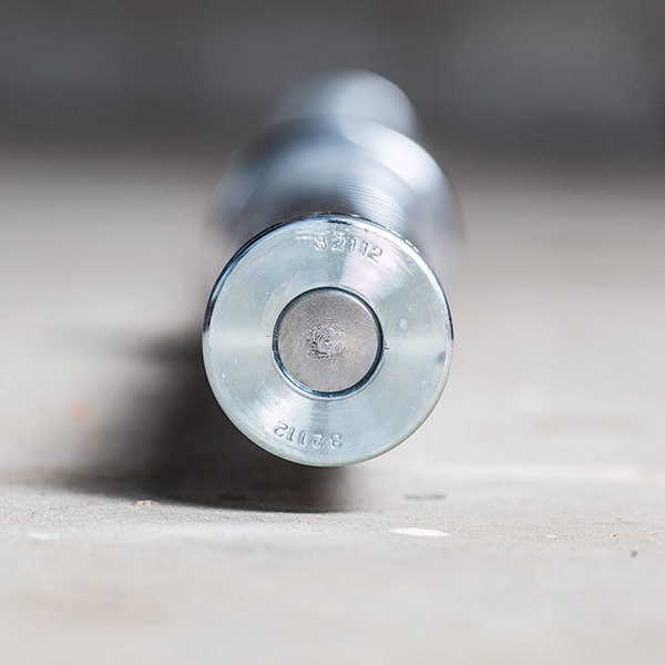 York Barbell 7' International Chrome Olympic Bar – 32mm Tip