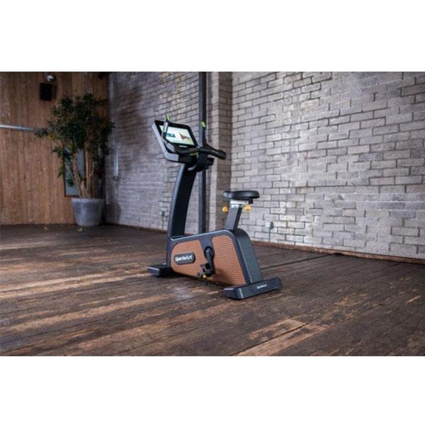 SportsArt C576U Status Senza Upright Cycle-16"