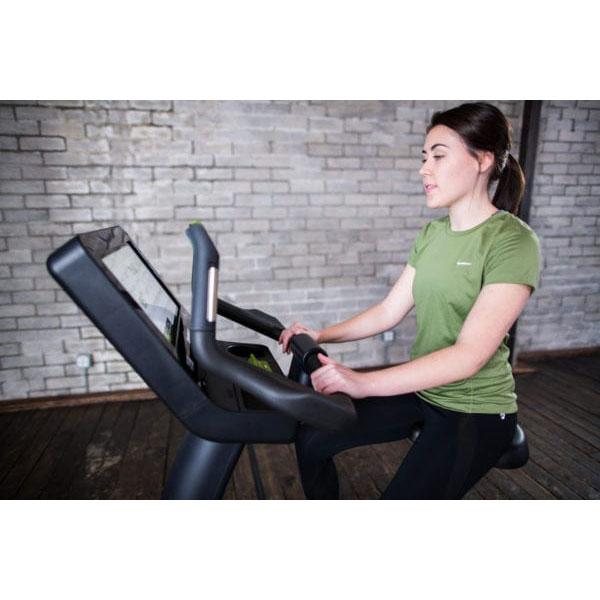 SportsArt C576U Status Senza Upright Cycle-16"