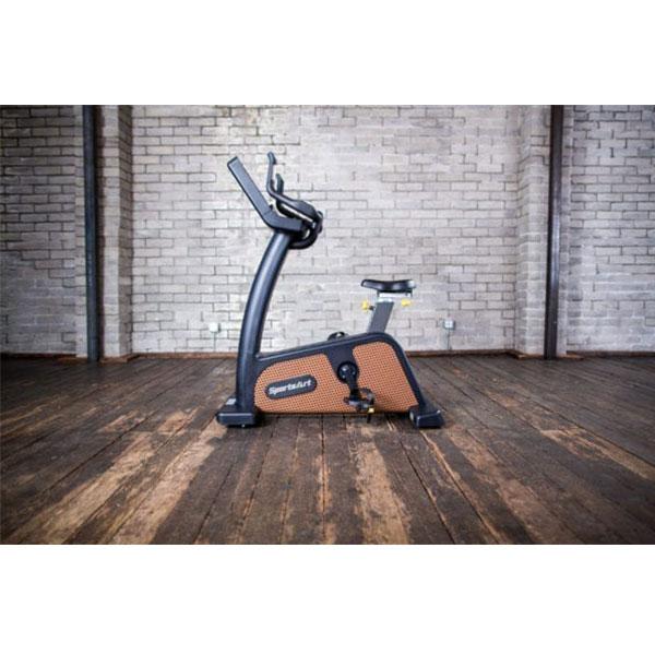 SportsArt C576U Status Senza Upright Cycle-16"