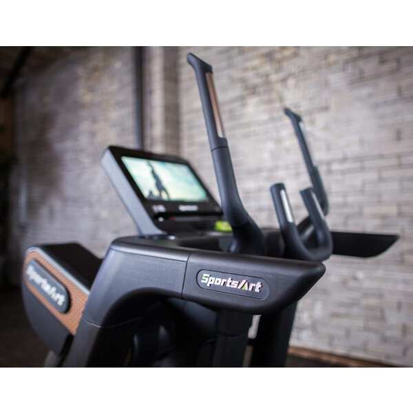 SportsArt V886-16 Verso Cross Trainer