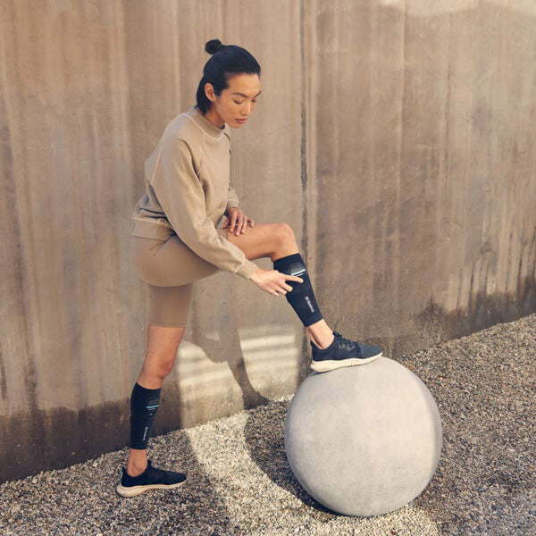 Therabody RecoveryPulse Calf Compression Sleeve